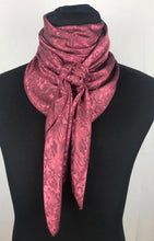 Load image into Gallery viewer, 44&quot; Rose Jacquard