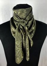 Load image into Gallery viewer, 44&quot; Olive Jacquard